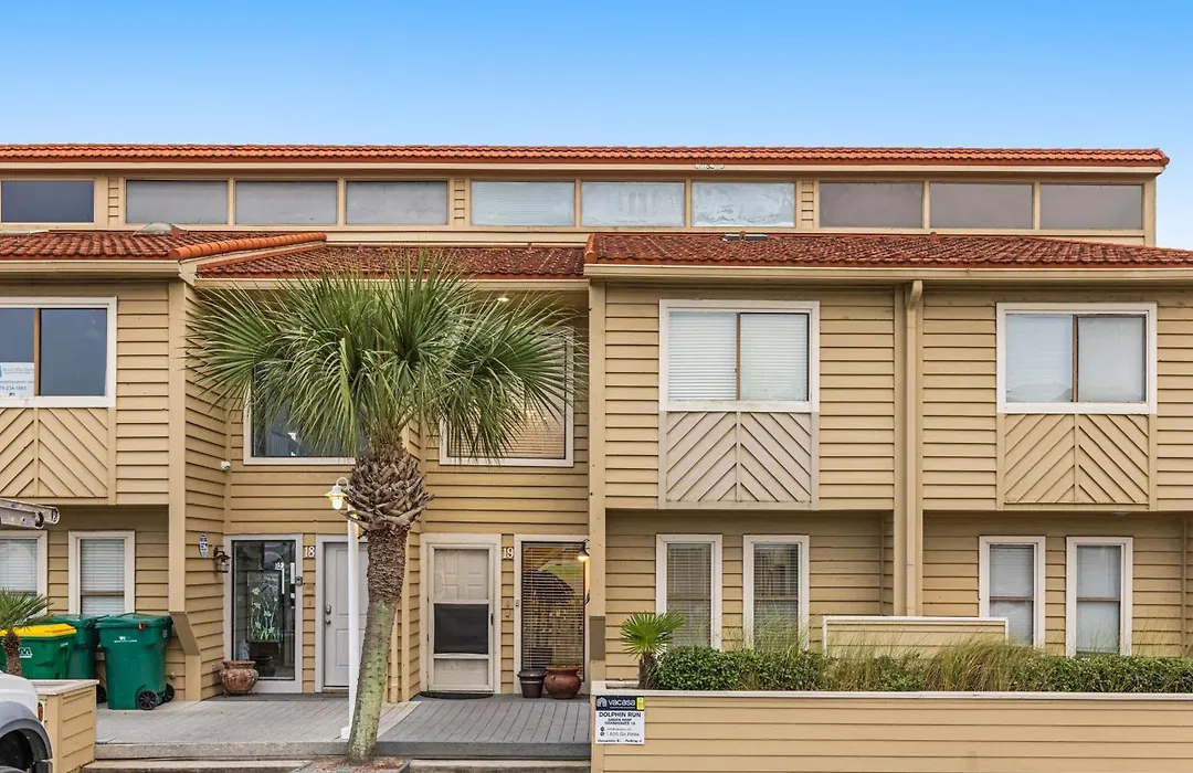 Dolphin Run At Green Reef Townhomes-1